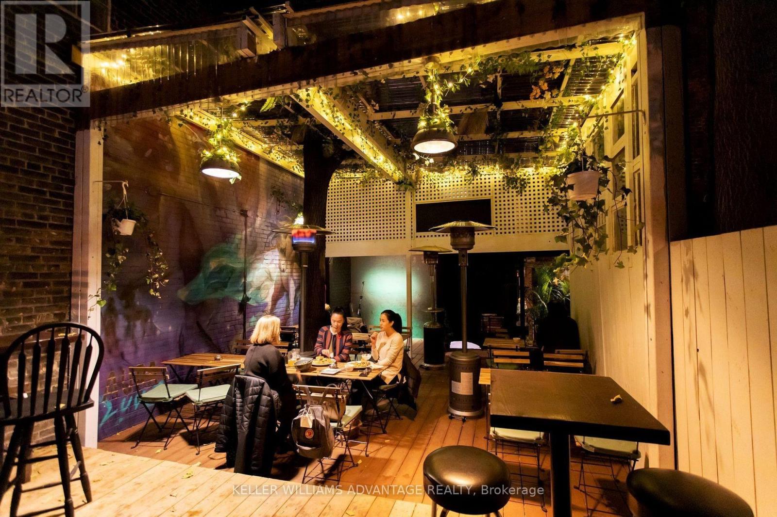 686 Queen Street E, Toronto, Ontario  M4M 1G9 - Photo 10 - E12583248