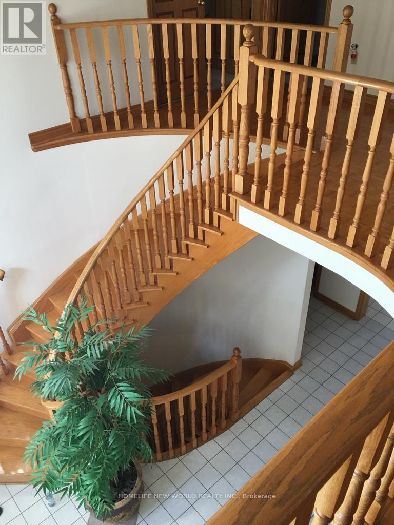 81 Dalmatian Crescent, Toronto, Ontario  M1C 4W8 - Photo 2 - E12583306