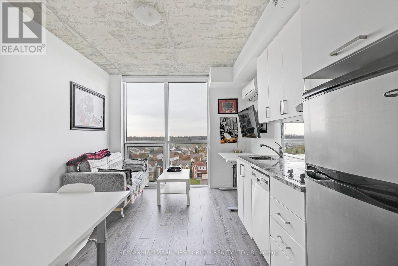 709 - 1900 Simcoe Street N, Oshawa, Ontario  L1G 4Y3 - Photo 2 - E12583338