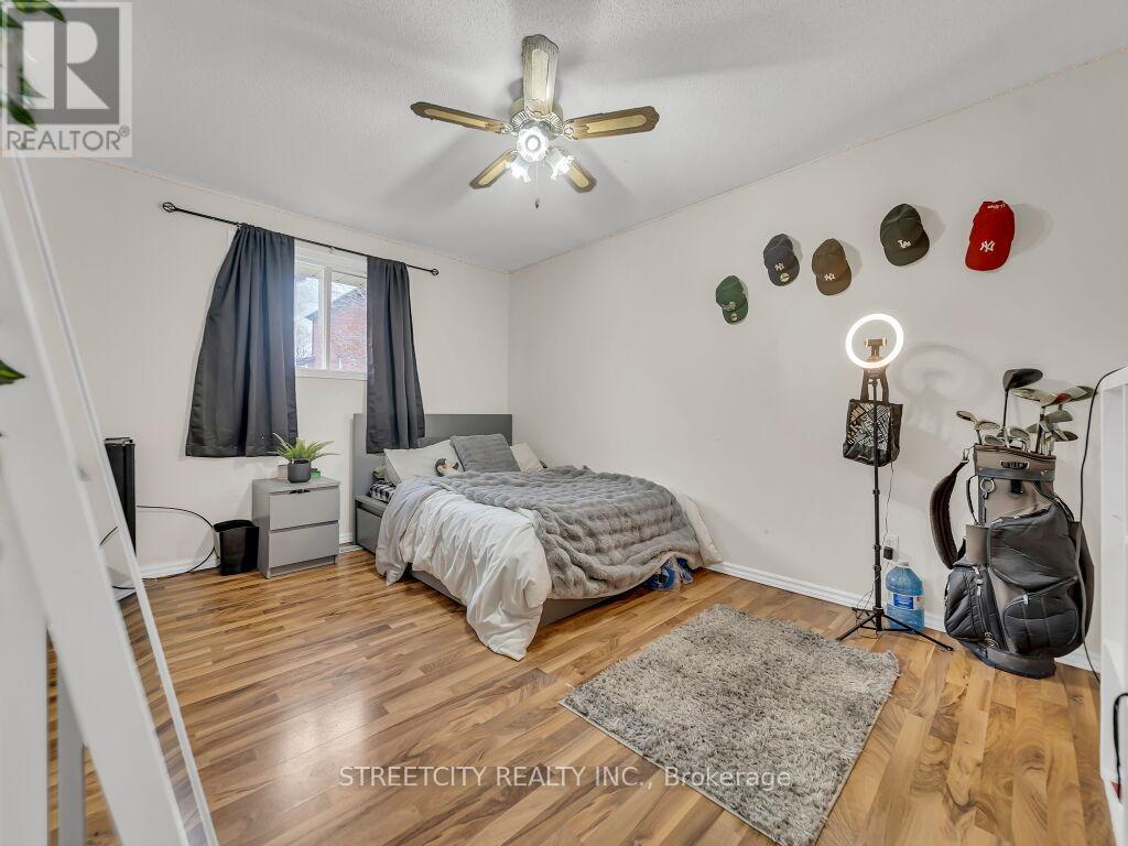 125 Stonyburn Crescent, Cambridge, Ontario  N1R 7X2 - Photo 25 - X12583186