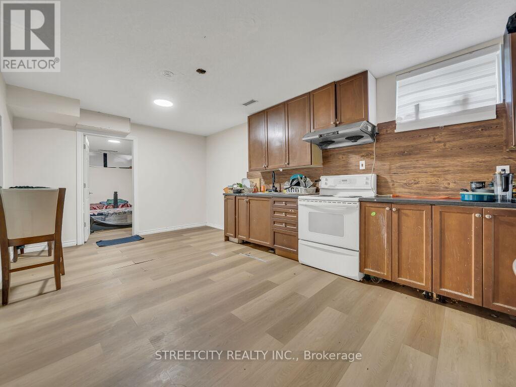 125 Stonyburn Crescent, Cambridge, Ontario  N1R 7X2 - Photo 33 - X12583186