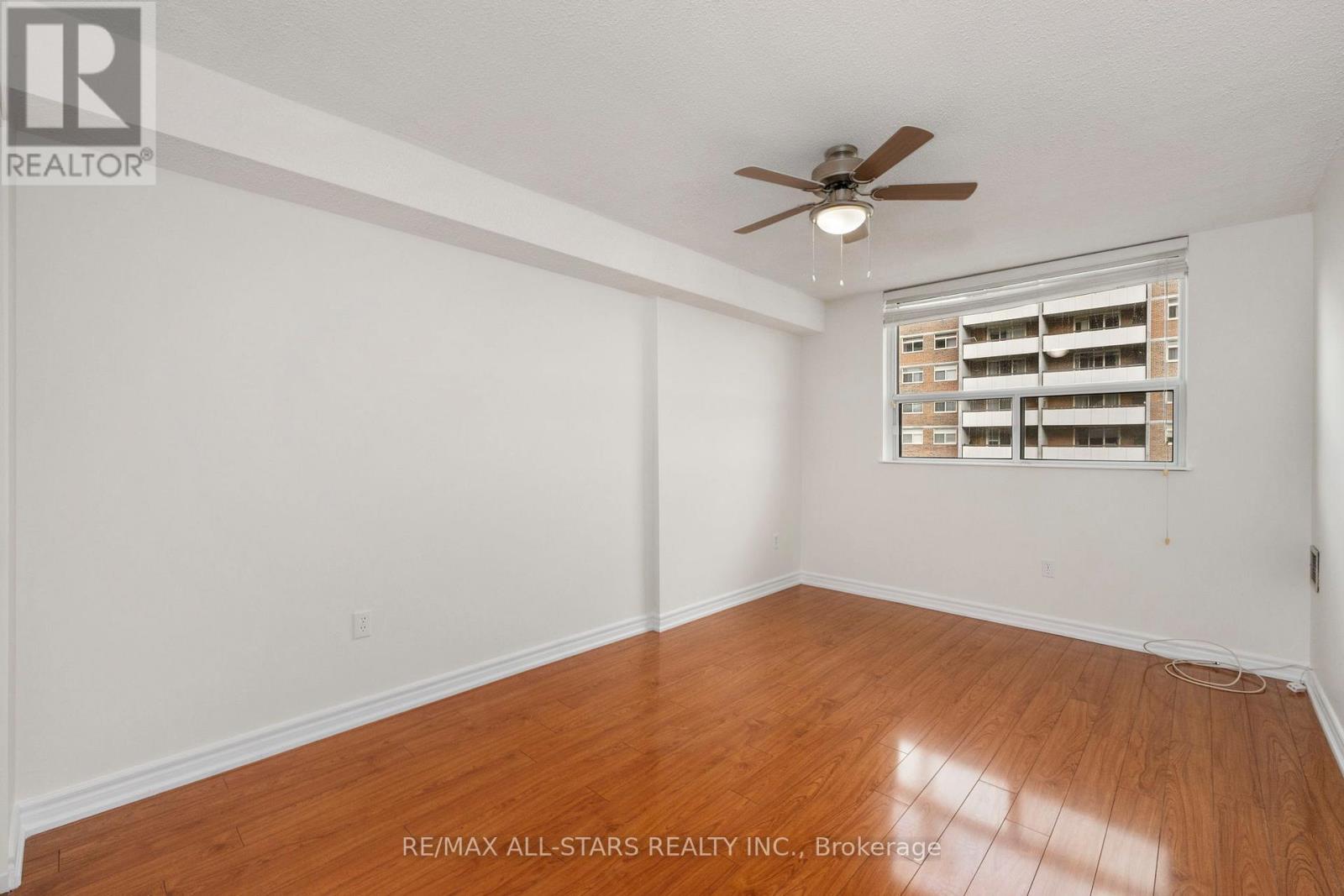 410 - 20 William Roe Boulevard, Newmarket, Ontario  L3Y 5V6 - Photo 13 - N12583154