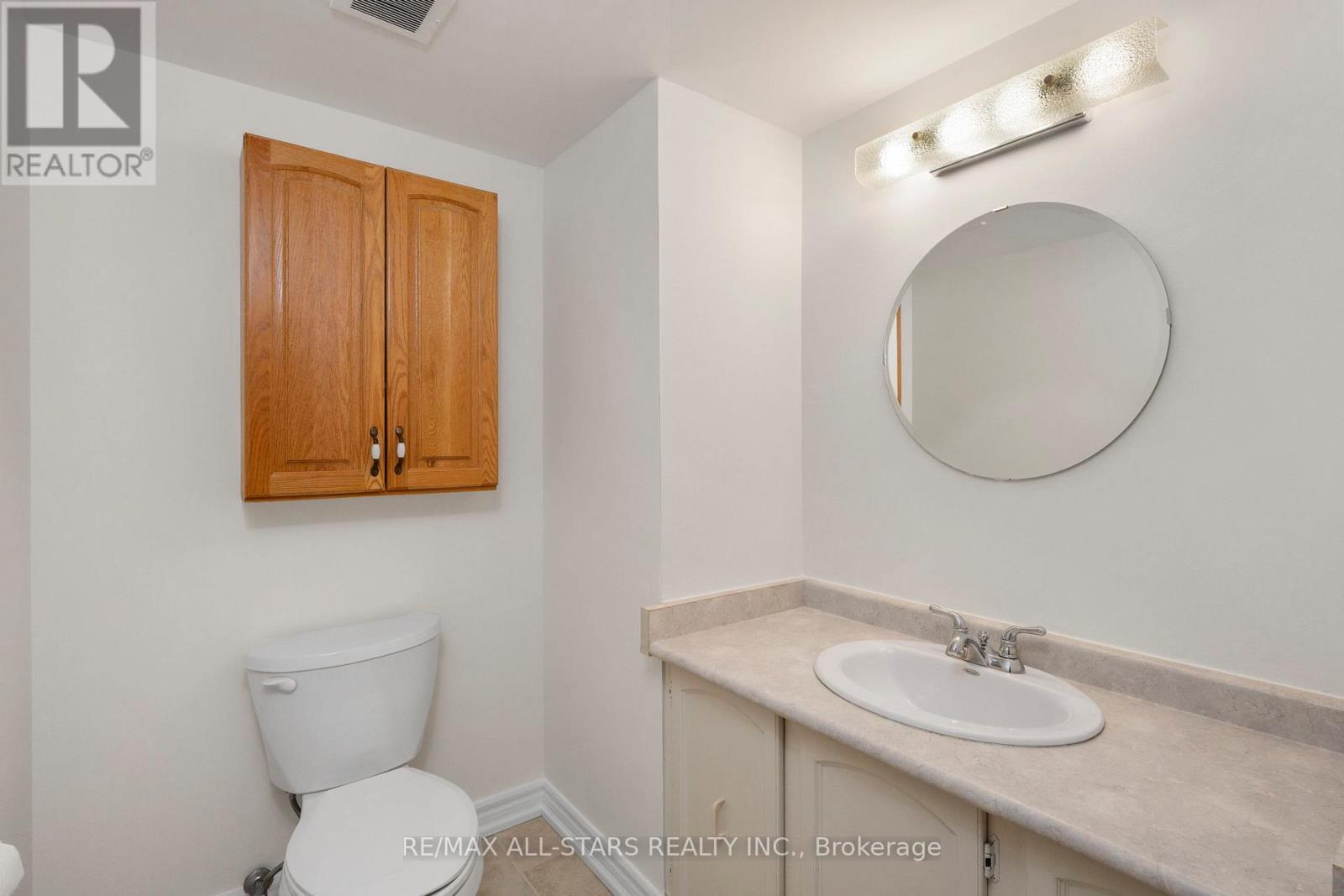 410 - 20 William Roe Boulevard, Newmarket, Ontario  L3Y 5V6 - Photo 18 - N12583154