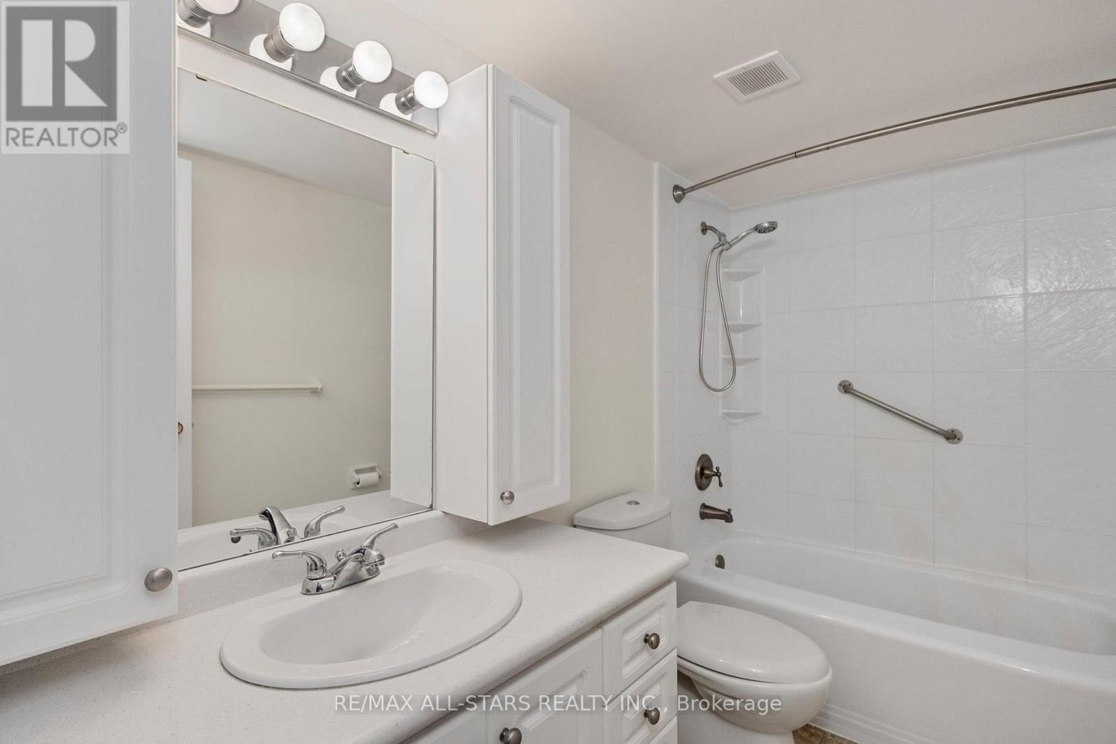 410 - 20 William Roe Boulevard, Newmarket, Ontario  L3Y 5V6 - Photo 21 - N12583154