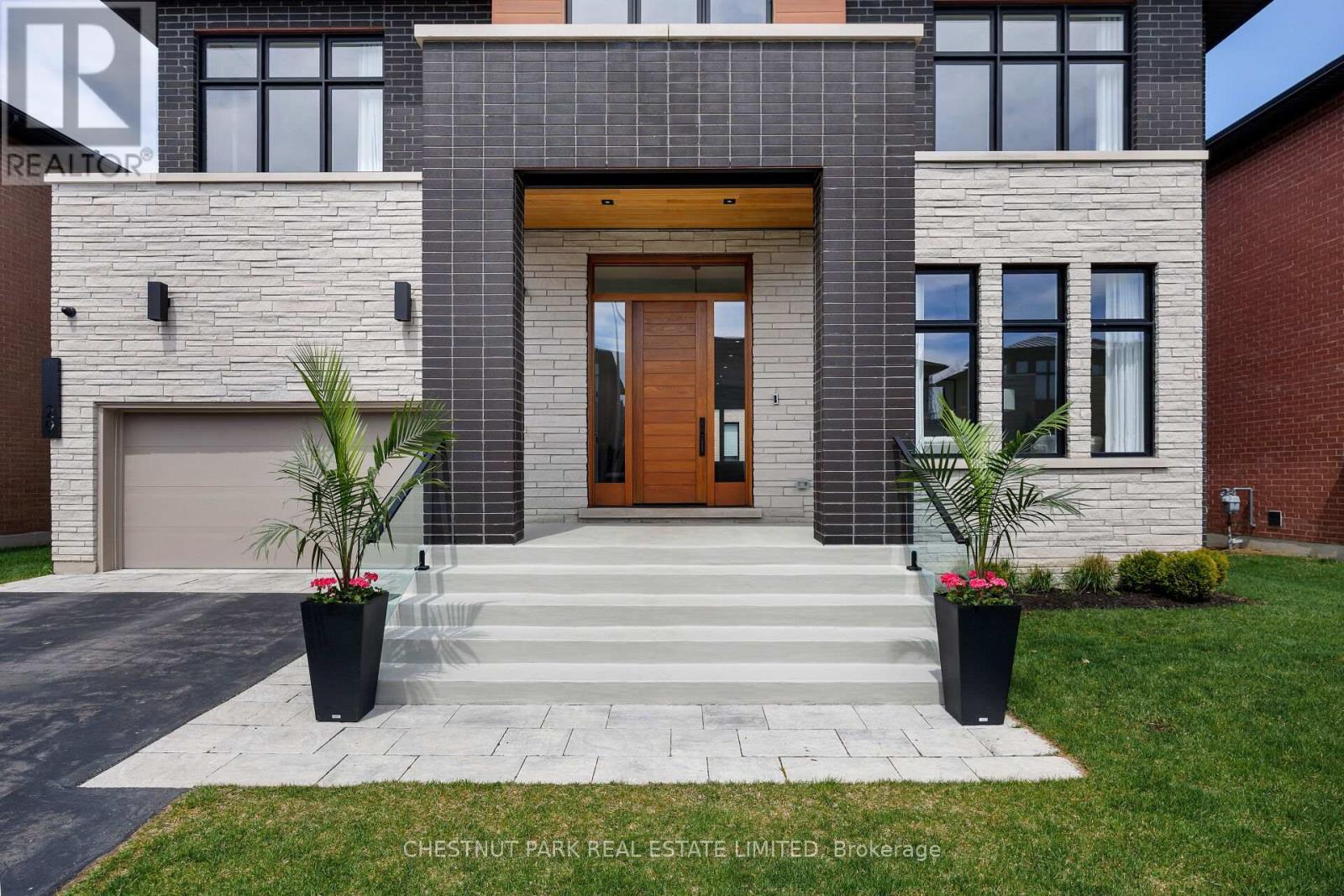 29 Limerick Street, Richmond Hill, Ontario  L4E 3W9 - Photo 3 - N12583168