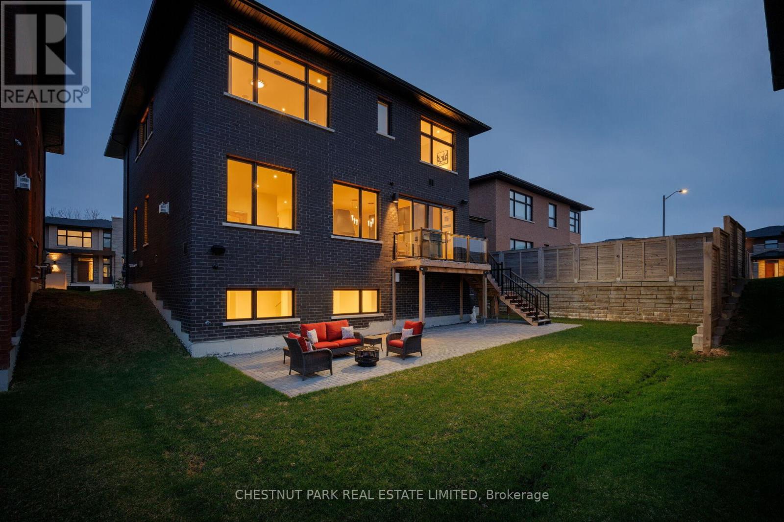 29 Limerick Street, Richmond Hill, Ontario  L4E 3W9 - Photo 4 - N12583168