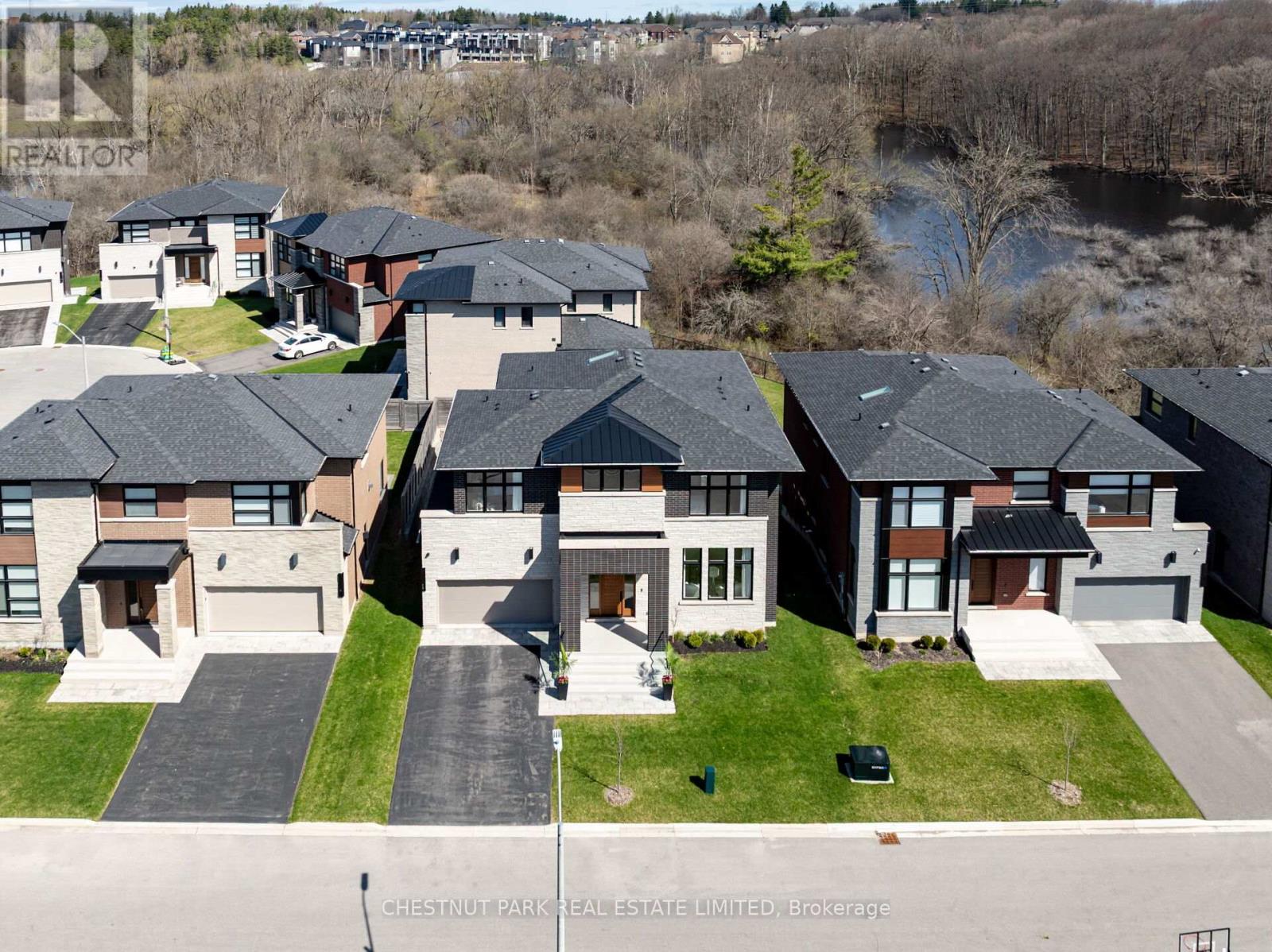 29 Limerick Street, Richmond Hill, Ontario  L4E 3W9 - Photo 9 - N12583168