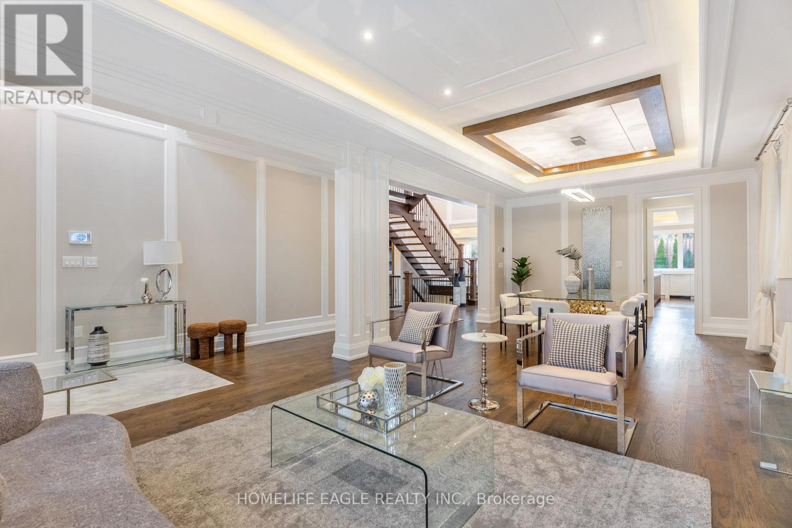 75 Child Drive, Aurora, Ontario L4G 1Y8 - Photo 4 - N12583272