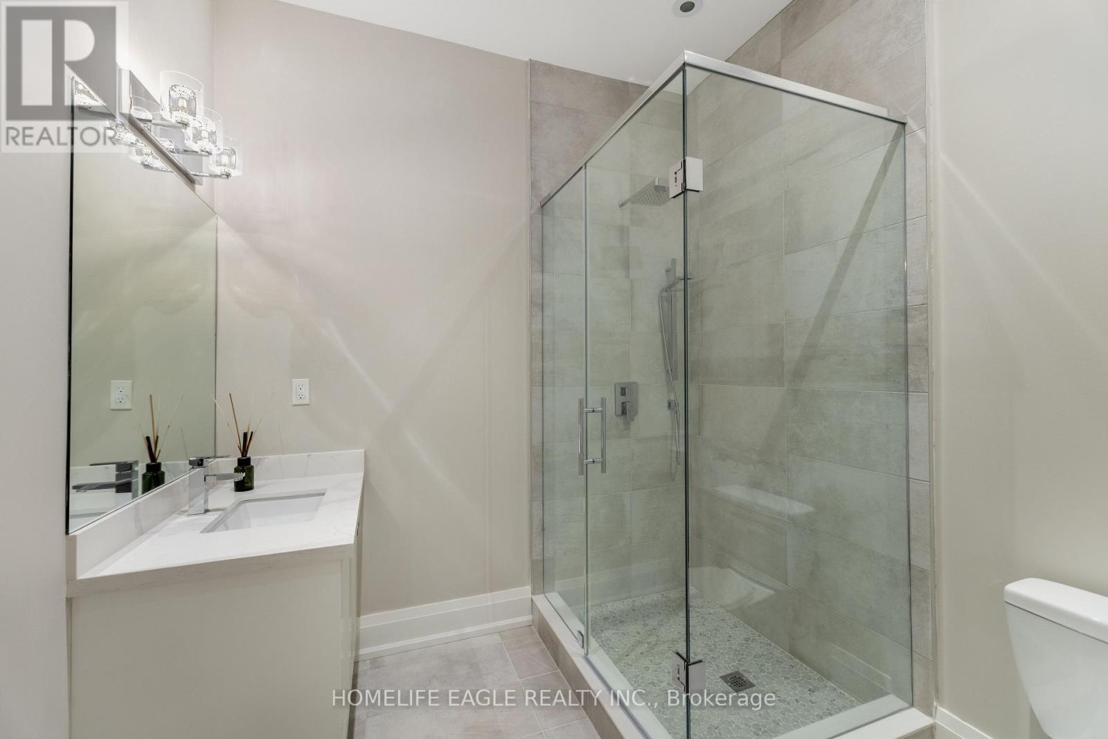 75 Child Drive, Aurora, Ontario L4G 1Y8 - Photo 44 - N12583272