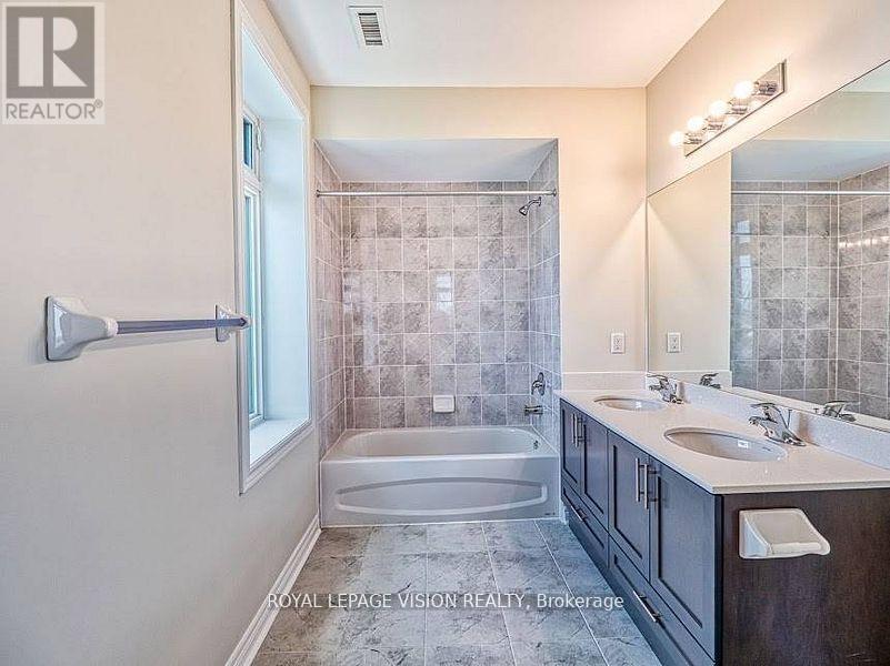 605 - 39 New Delhi Drive, Markham, Ontario  L3S 0E1 - Photo 4 - N12583310