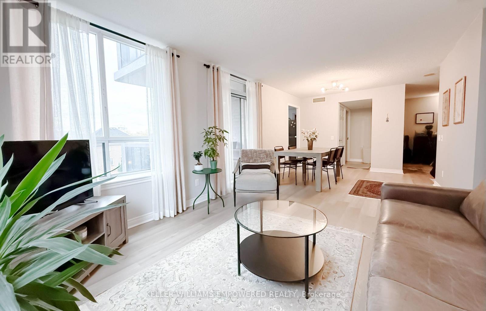 302 - 51 Times Avenue, Markham, Ontario  L3T 7X7 - Photo 2 - N12583324