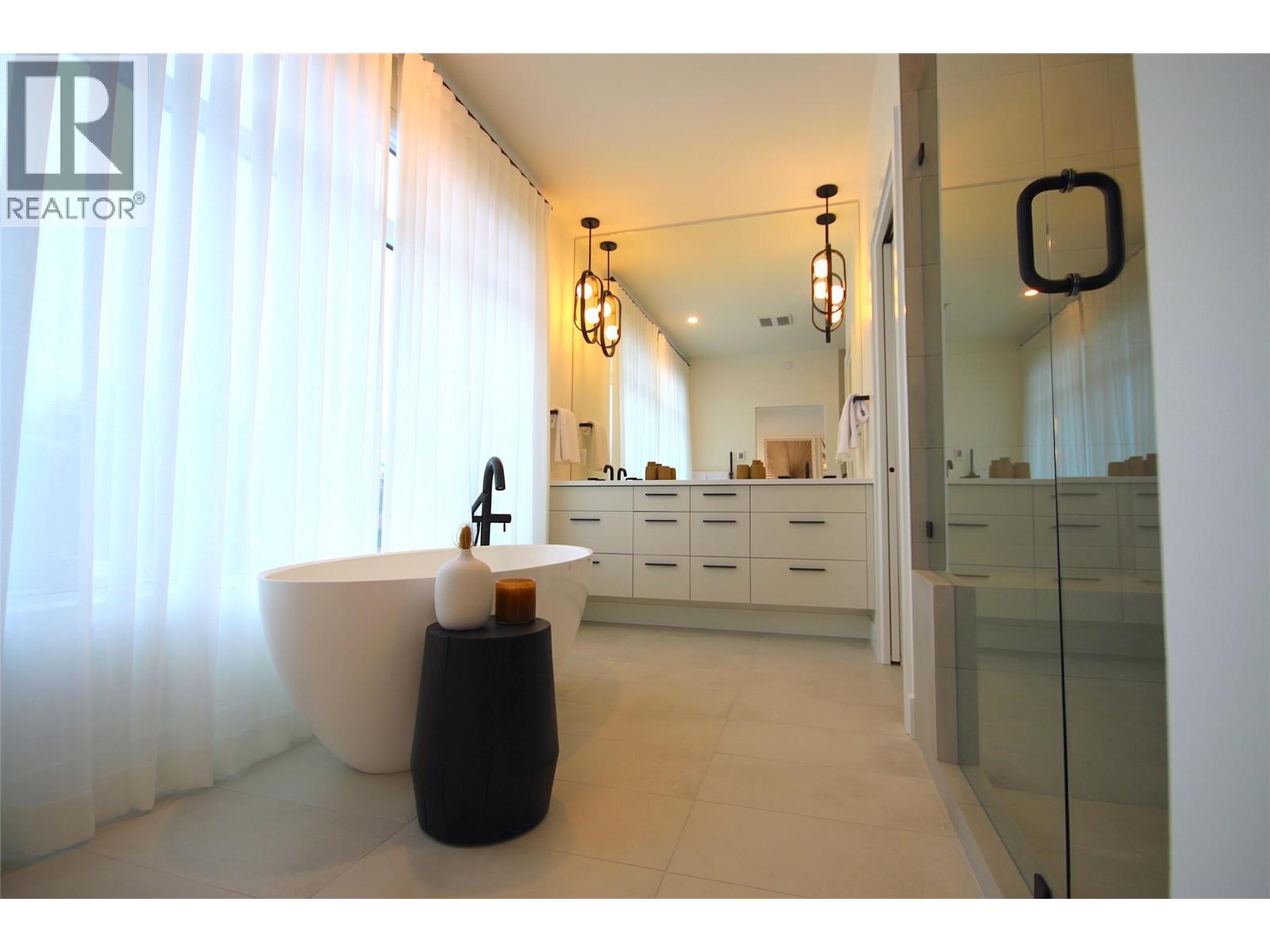 7920 Kidston Road Unit# 3, Coldstream, British Columbia V1B 2V7 - Photo 19 - 10370160