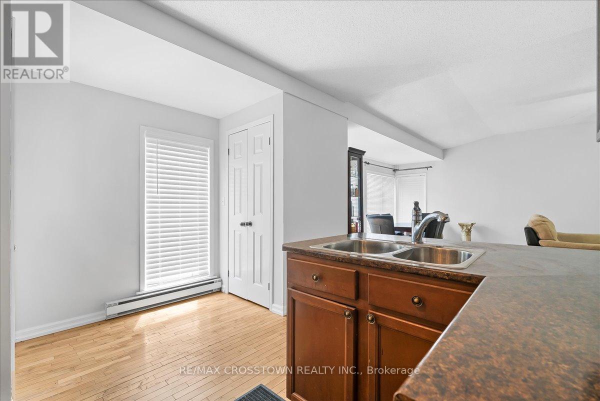 369 Balm Beach Road W, Tiny, Ontario  L0L 2J0 - Photo 27 - S12583182