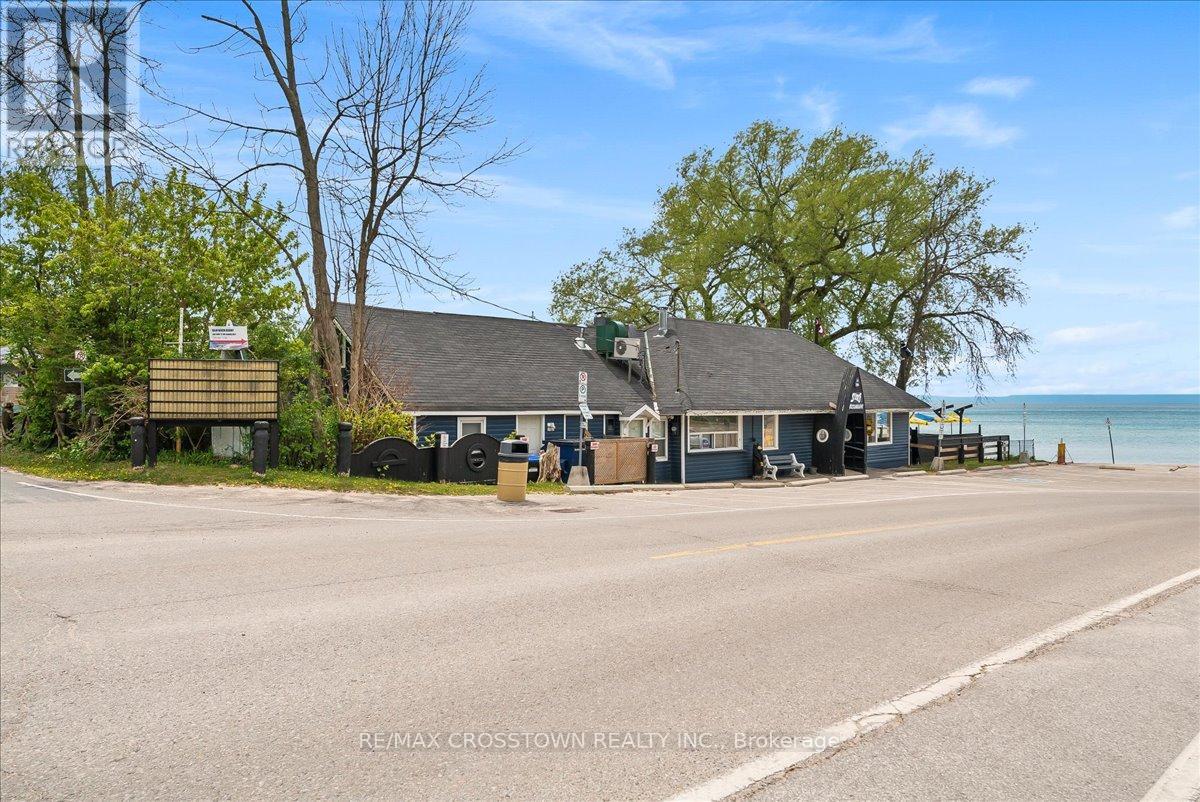 369 Balm Beach Road W, Tiny, Ontario  L0L 2J0 - Photo 8 - S12583182