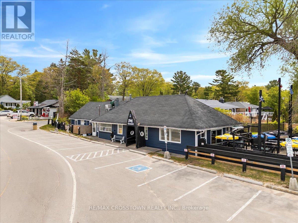 369 Balm Beach Road W, Tiny, Ontario  L0L 2J0 - Photo 1 - S12583198