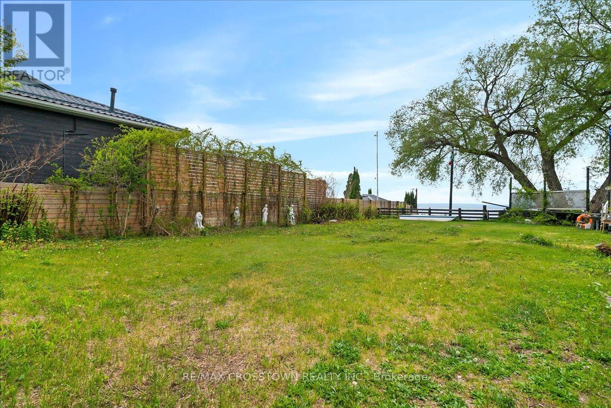369 Balm Beach Road W, Tiny, Ontario  L0L 2J0 - Photo 23 - S12583198