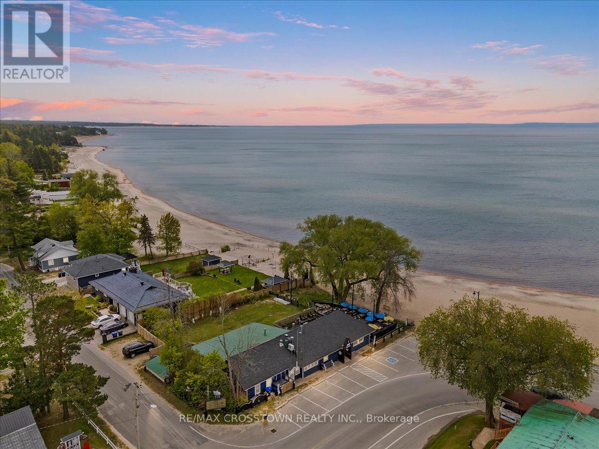 369 Balm Beach Road W, Tiny, Ontario  L0L 2J0 - Photo 35 - S12583198