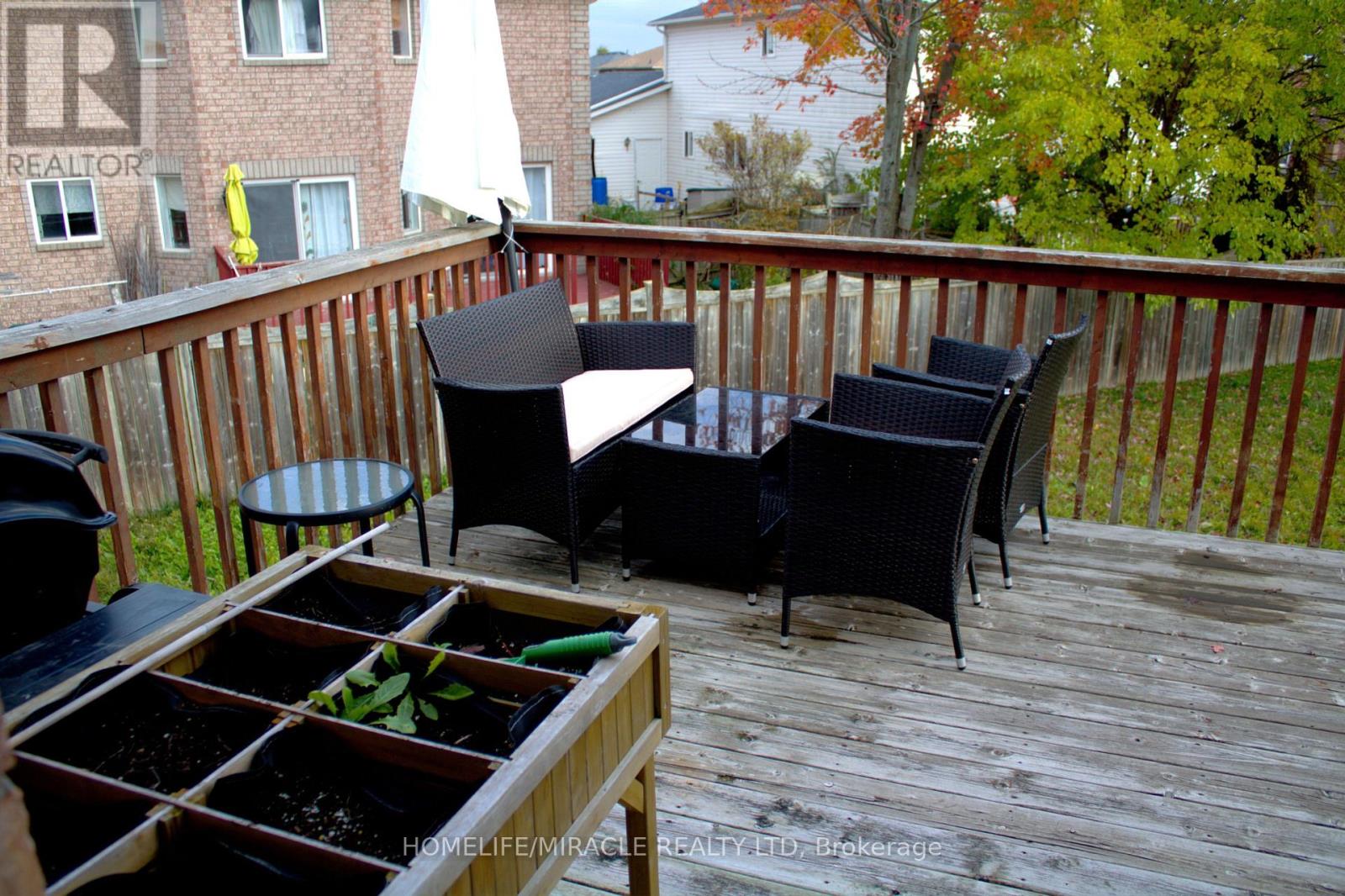 38 Dunsmore Lane, Barrie, Ontario  L4M 7A1 - Photo 17 - S12583234