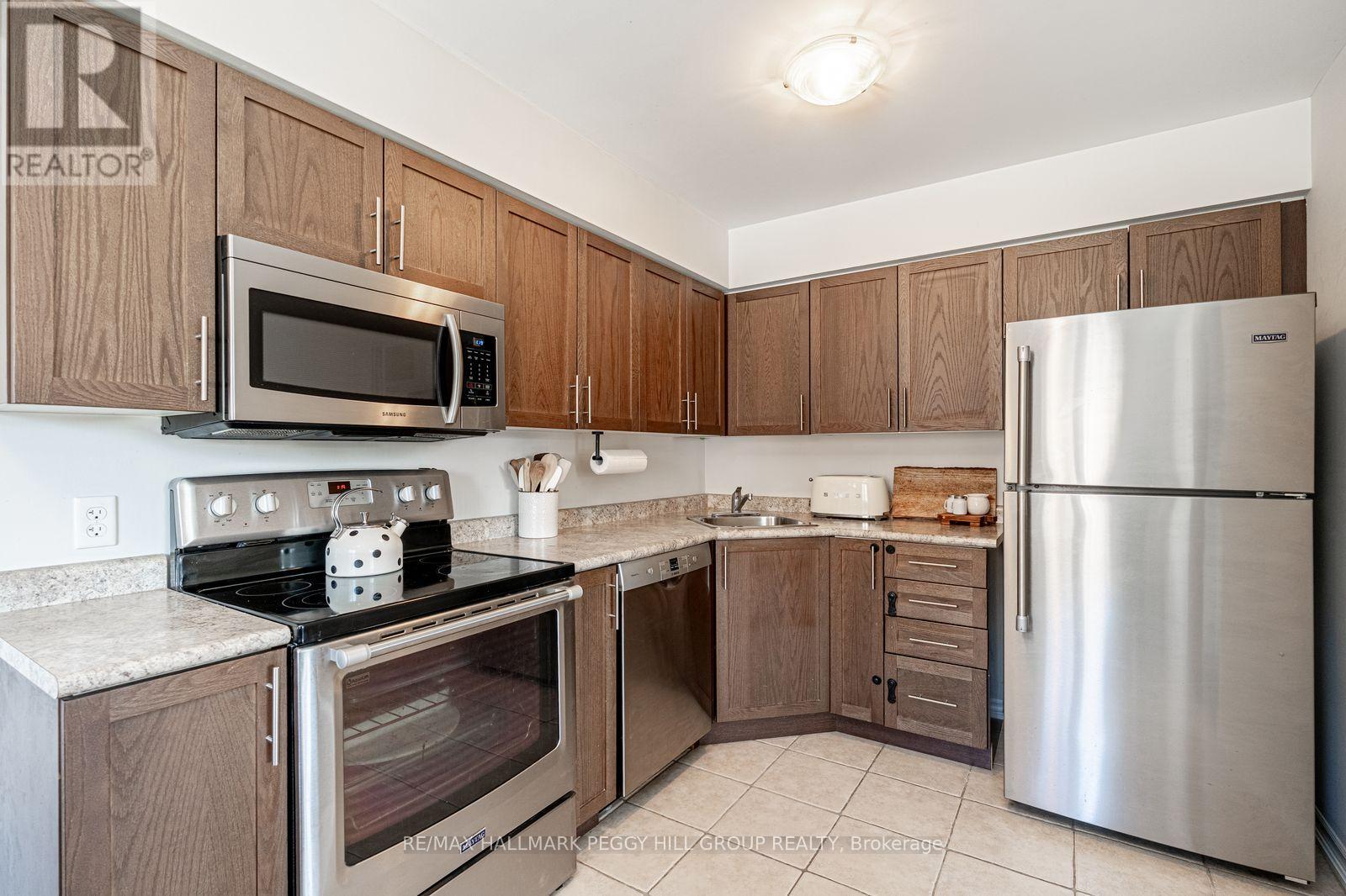 7 - 25 Madelaine Drive, Barrie, Ontario  L9J 0G8 - Photo 6 - S12583290