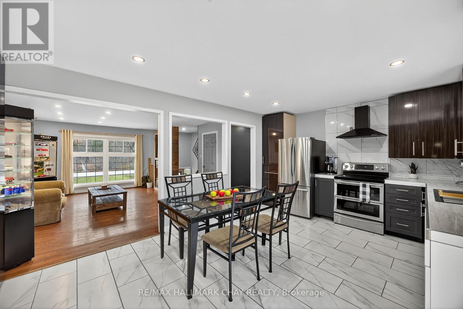 120 Switzer Street, Clearview (New Lowell), Ontario  L0M 1N0 - Photo 11 - S12583340