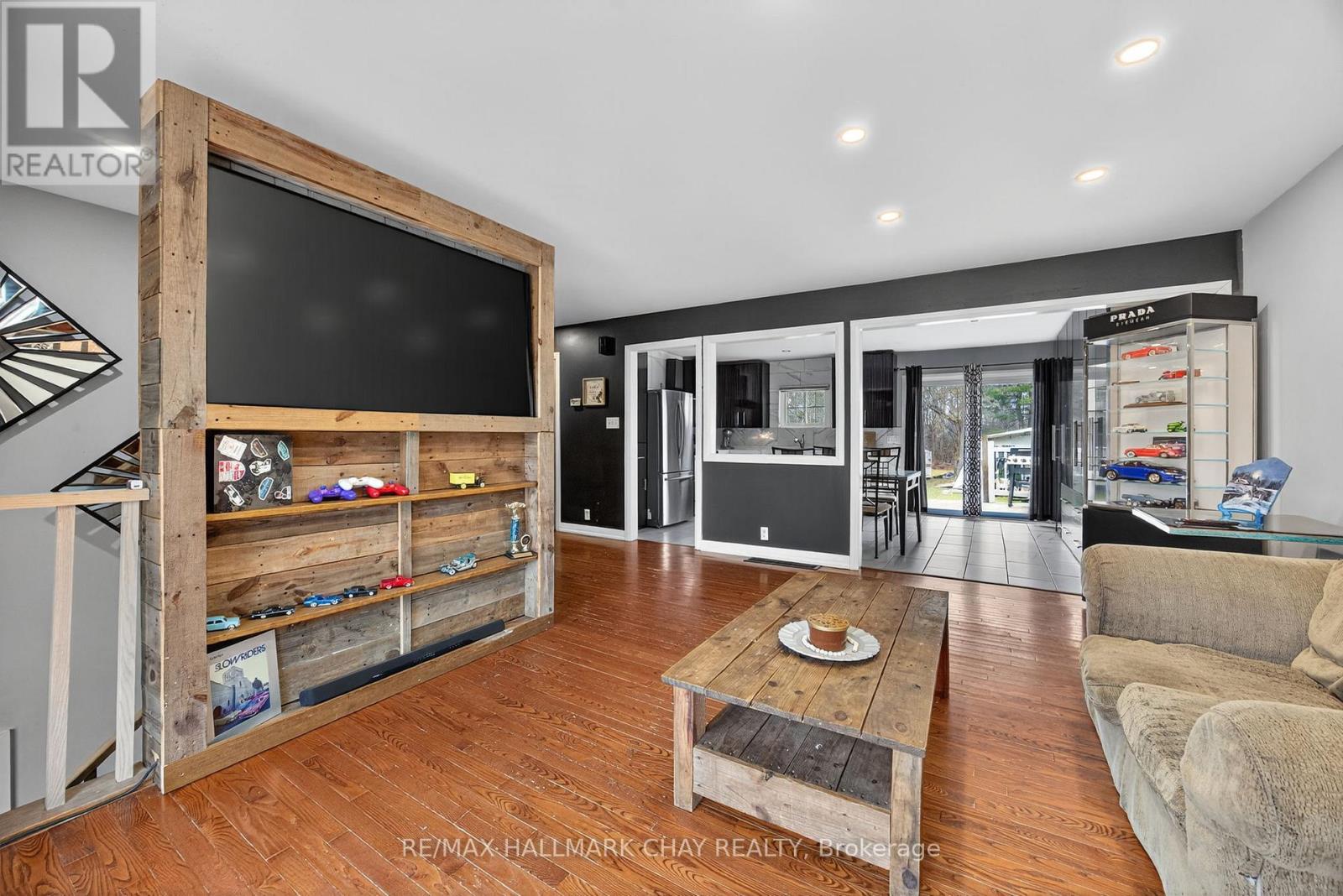 120 Switzer Street, Clearview (New Lowell), Ontario  L0M 1N0 - Photo 8 - S12583340