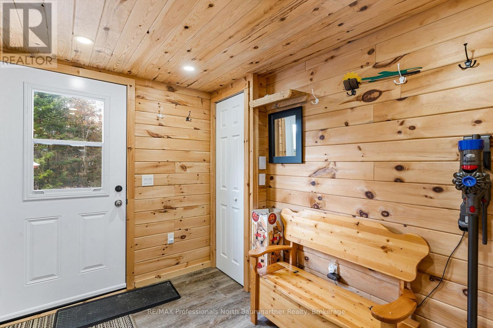 3475 Gelert Road, Minden Hills, Ontario  K0M 2K0 - Photo 11 - X12583360