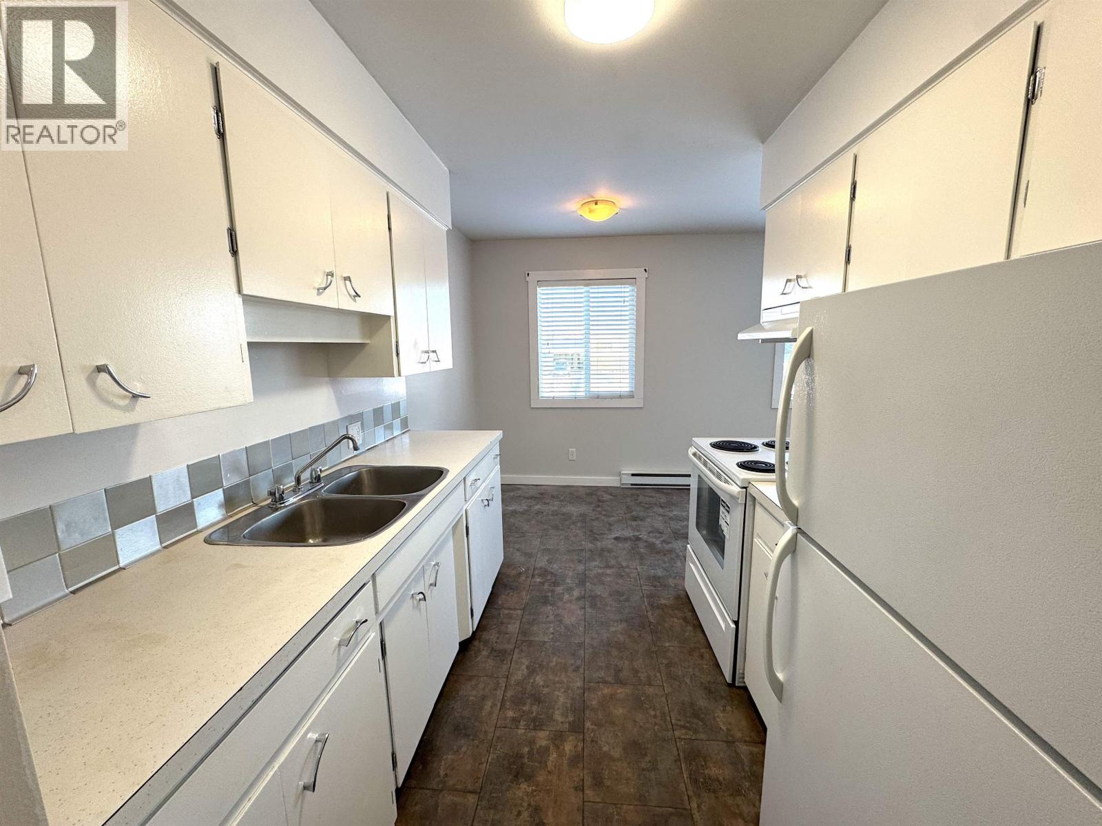 105 9807 104 Avenue, Fort St. John, British Columbia  V1J 2K4 - Photo 12 - R3070647