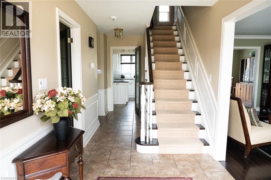 4194 Corrine Court, Burlington, Ontario  L7L 1J1 - Photo 8 - 40780400