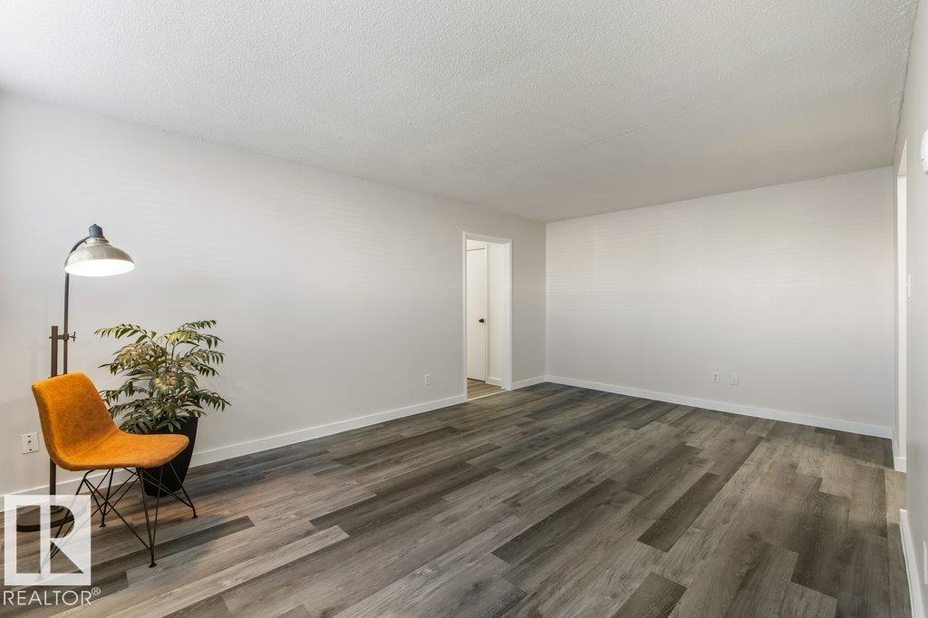 #17 6113 98 Av Nw, Edmonton, Alberta T6A 0A3 - Photo 11 - E4466895