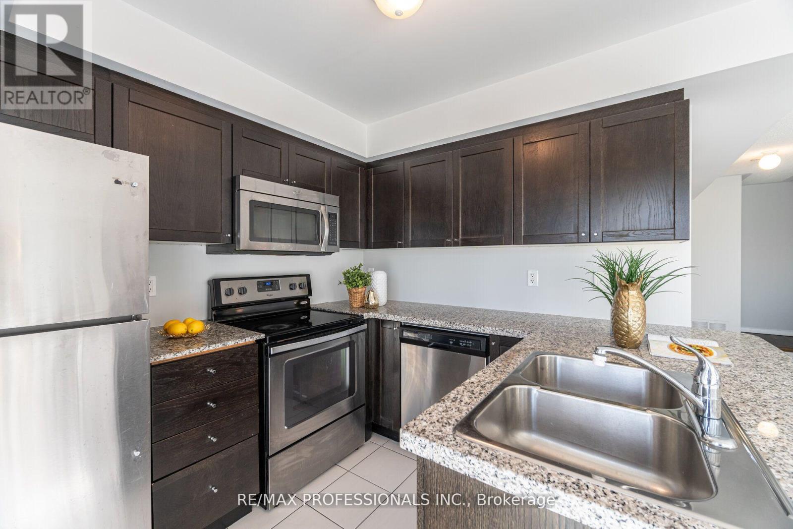 608 - 140 Widdicombe Hill Boulevard, Toronto, Ontario  M9R 0A9 - Photo 13 - W12583206