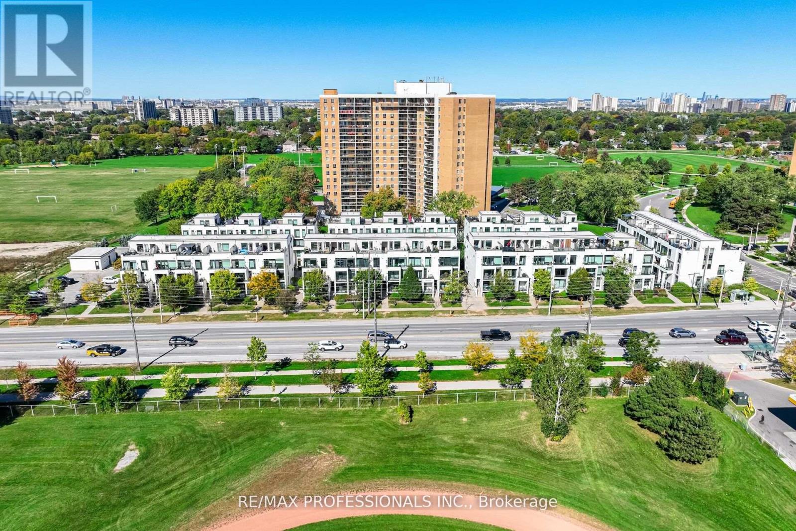 608 - 140 Widdicombe Hill Boulevard, Toronto, Ontario  M9R 0A9 - Photo 38 - W12583206