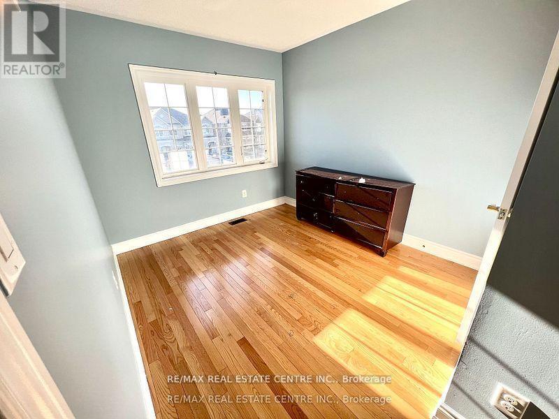 211 Elbern Markell Drive, Brampton, Ontario  L6X 3A9 - Photo 17 - W12583268