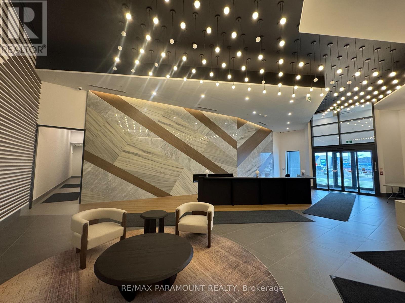 605 - 1037 The Queensway, Toronto, Ontario  M8Z 6C7 - Photo 2 - W12583278