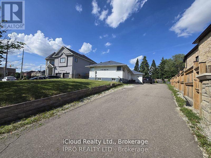 2 INDER HEIGHTS DRIVE, Brampton, Ontario