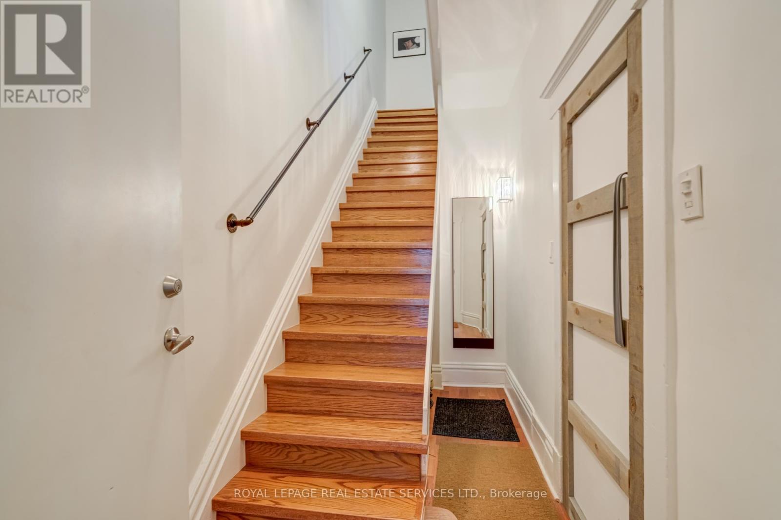 168 Dunn Avenue, Toronto, Ontario  M6K 2R6 - Photo 5 - W12583334