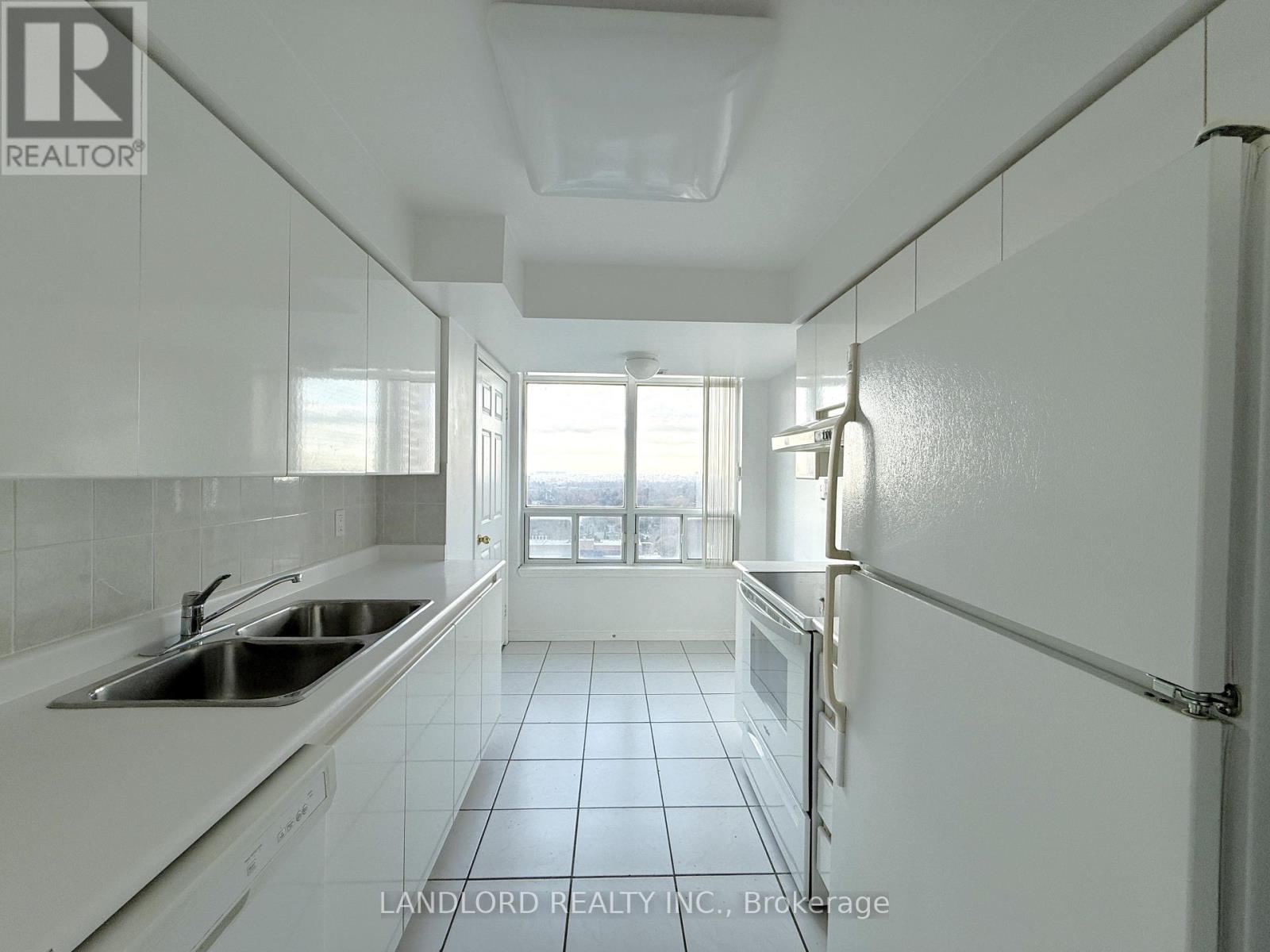 1917 - 8 Hillcrest Avenue, Toronto, Ontario  M2N 6Y6 - Photo 5 - C12480381