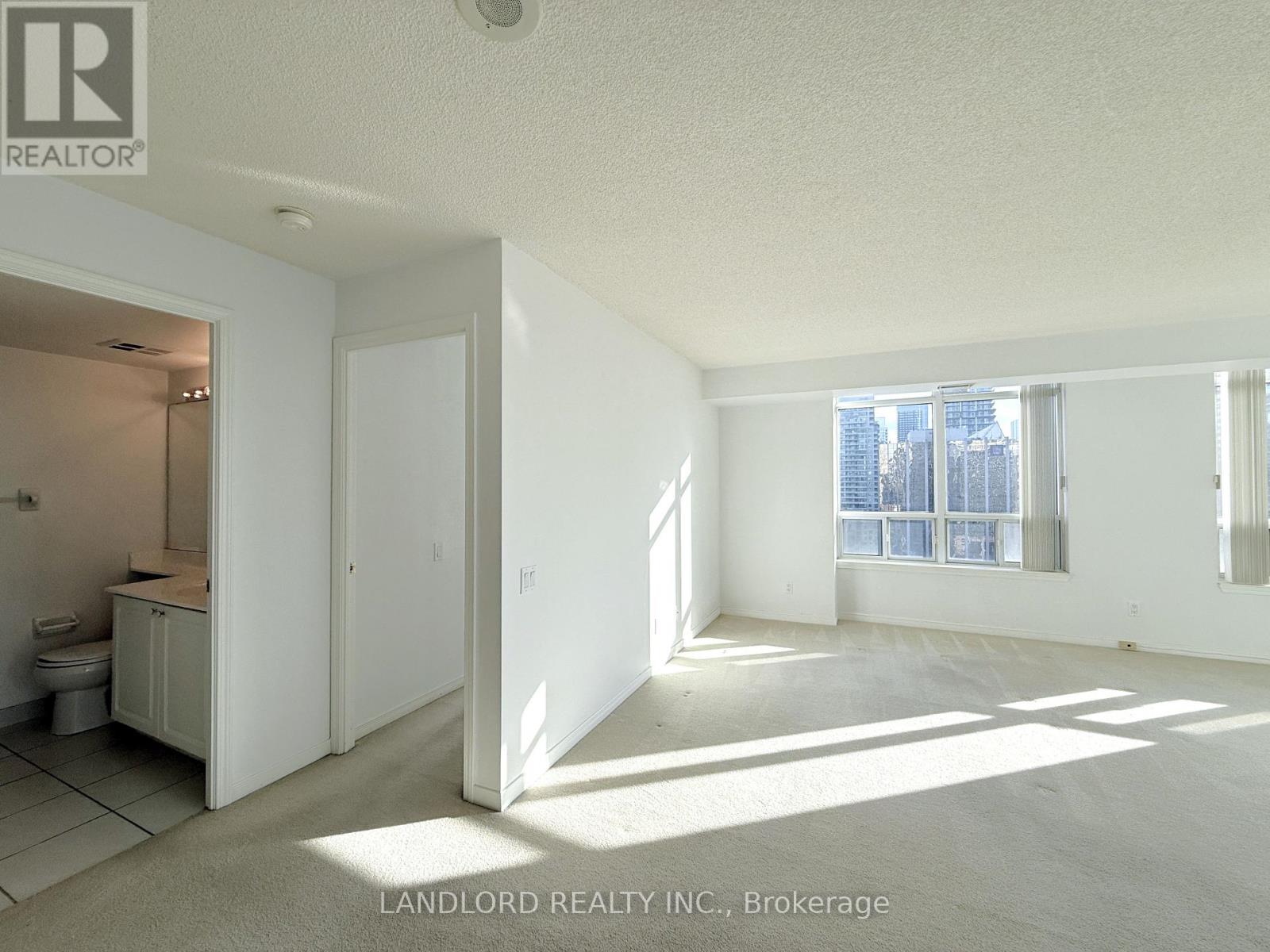 1917 - 8 Hillcrest Avenue, Toronto, Ontario  M2N 6Y6 - Photo 16 - C12480381