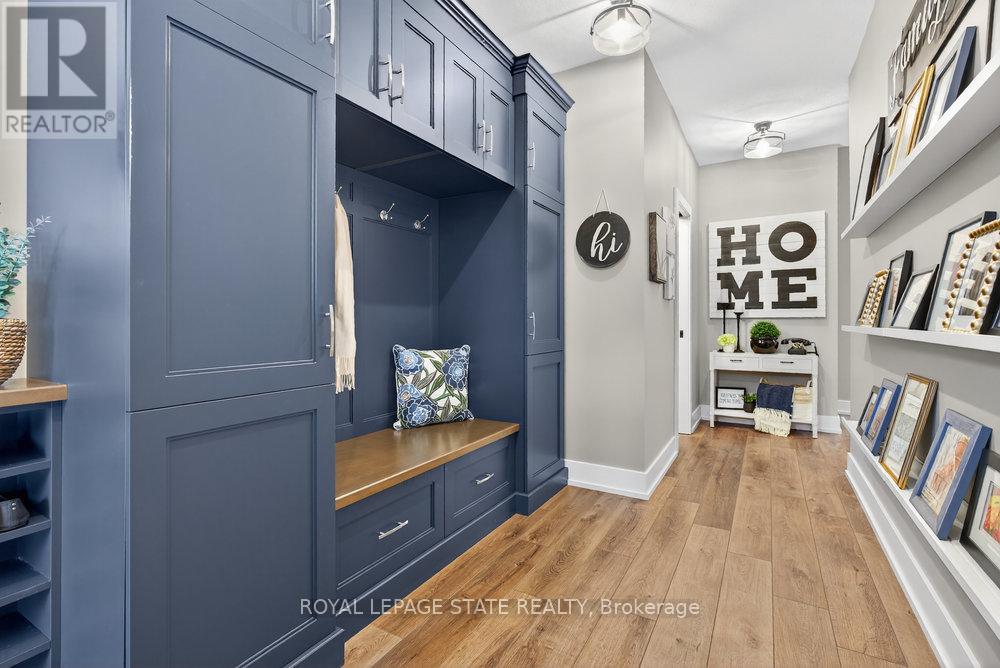 5 Macassa Court, Grimsby, Ontario L3M 0H7 - Photo 10 - X12583250