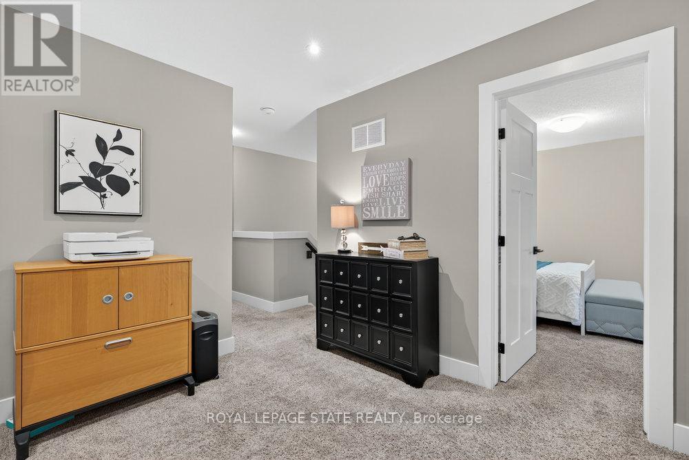 5 Macassa Court, Grimsby, Ontario L3M 0H7 - Photo 30 - X12583250