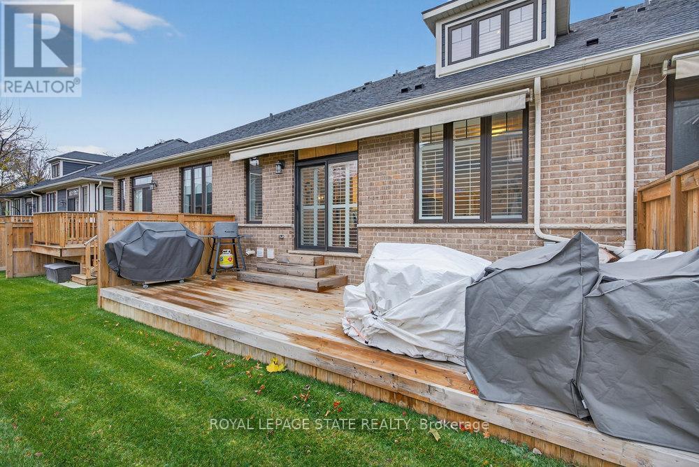 5 Macassa Court, Grimsby, Ontario L3M 0H7 - Photo 43 - X12583250