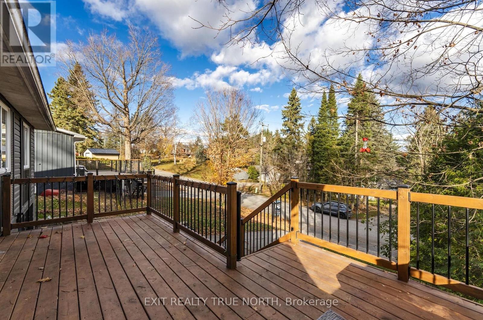 152 Holditch Street, Bracebridge, Ontario  P1L 1E9 - Photo 4 - X12583294