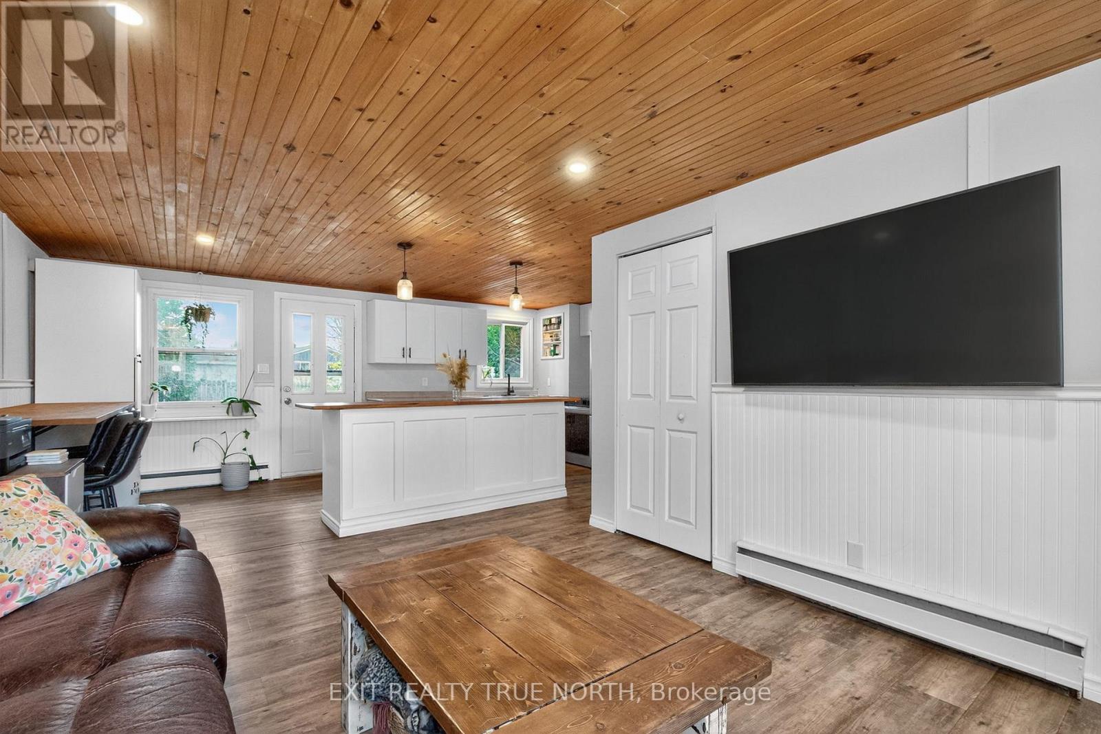 152 Holditch Street, Bracebridge, Ontario  P1L 1E9 - Photo 7 - X12583294