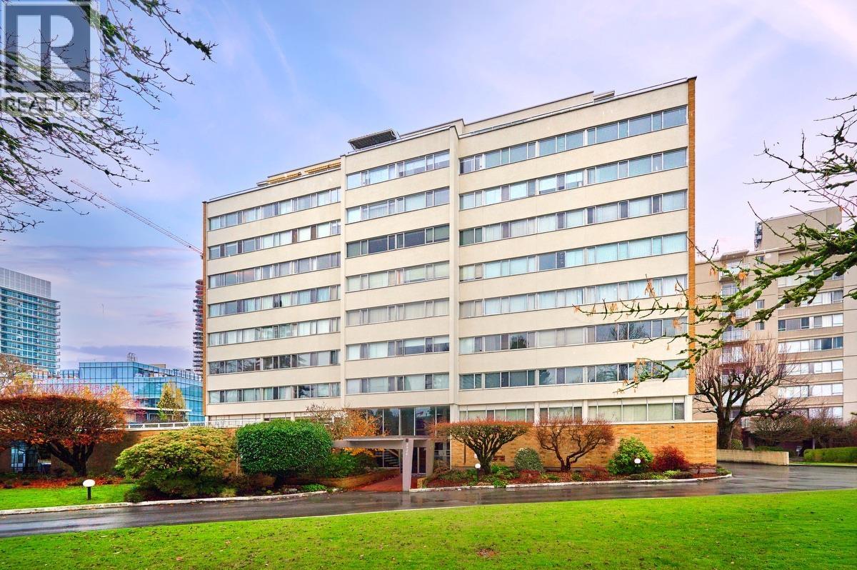 205 5926 Tisdall Street, Vancouver, British Columbia  V5Z 3N2 - Photo 1 - R3070687