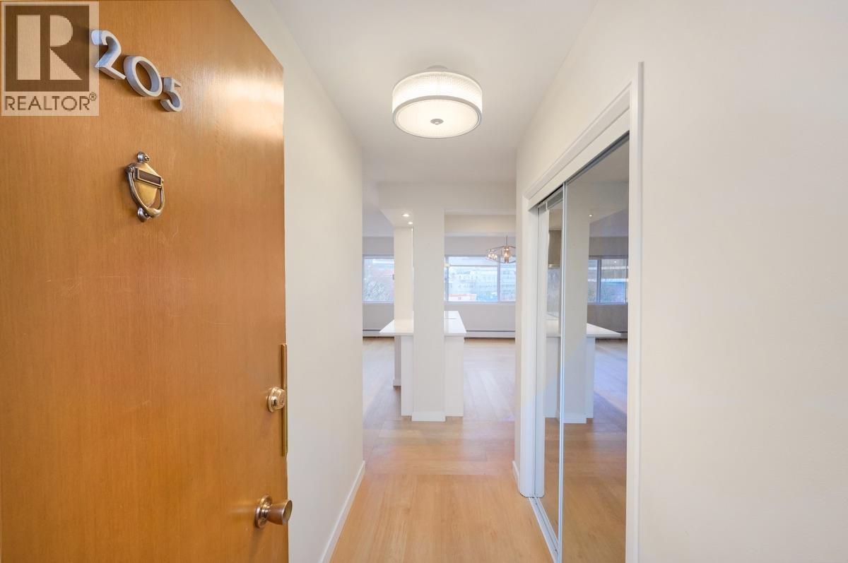 205 5926 Tisdall Street, Vancouver, British Columbia  V5Z 3N2 - Photo 3 - R3070687