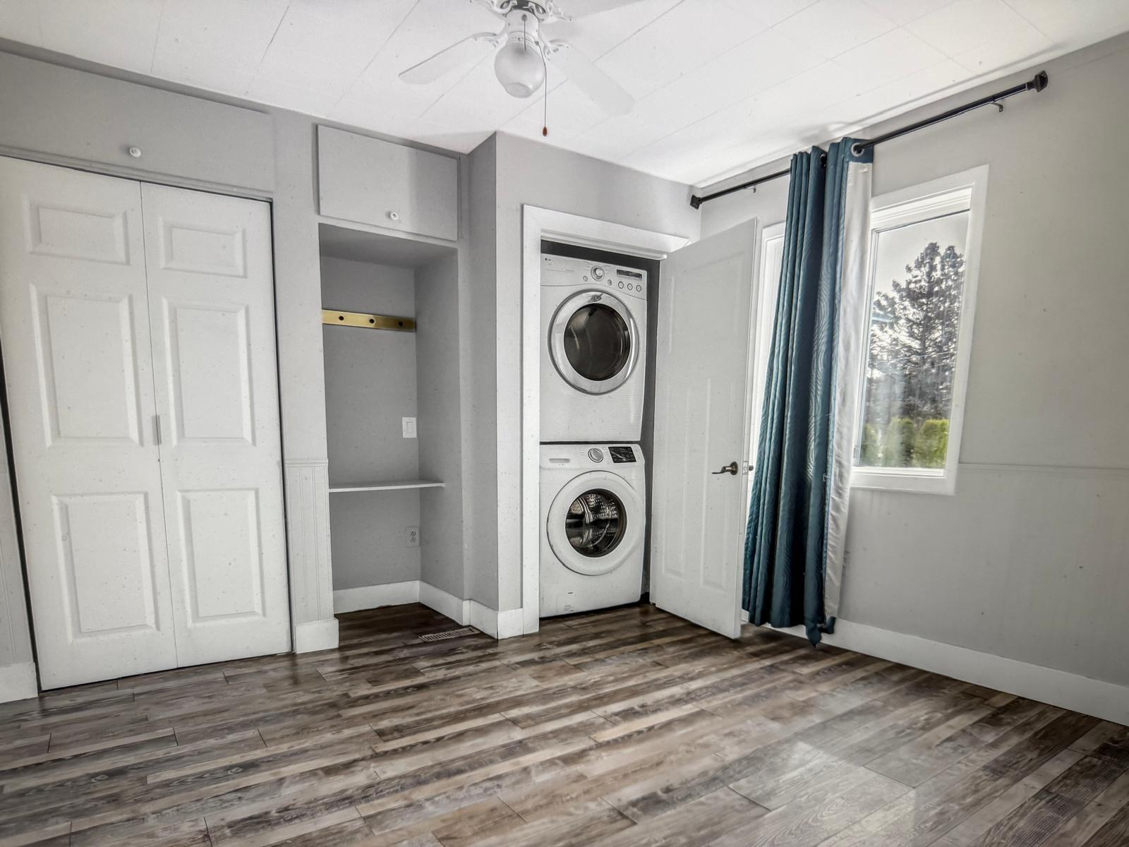 14782 107a Avenue, Surrey, British Columbia  V3R 1V1 - Photo 4 - R3070658