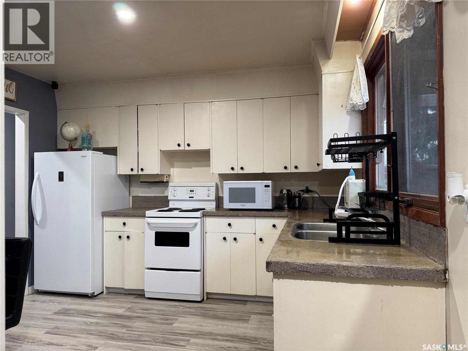 401 5th Street W, Wynyard, Saskatchewan  S0A 4T0 - Photo 10 - SK024791