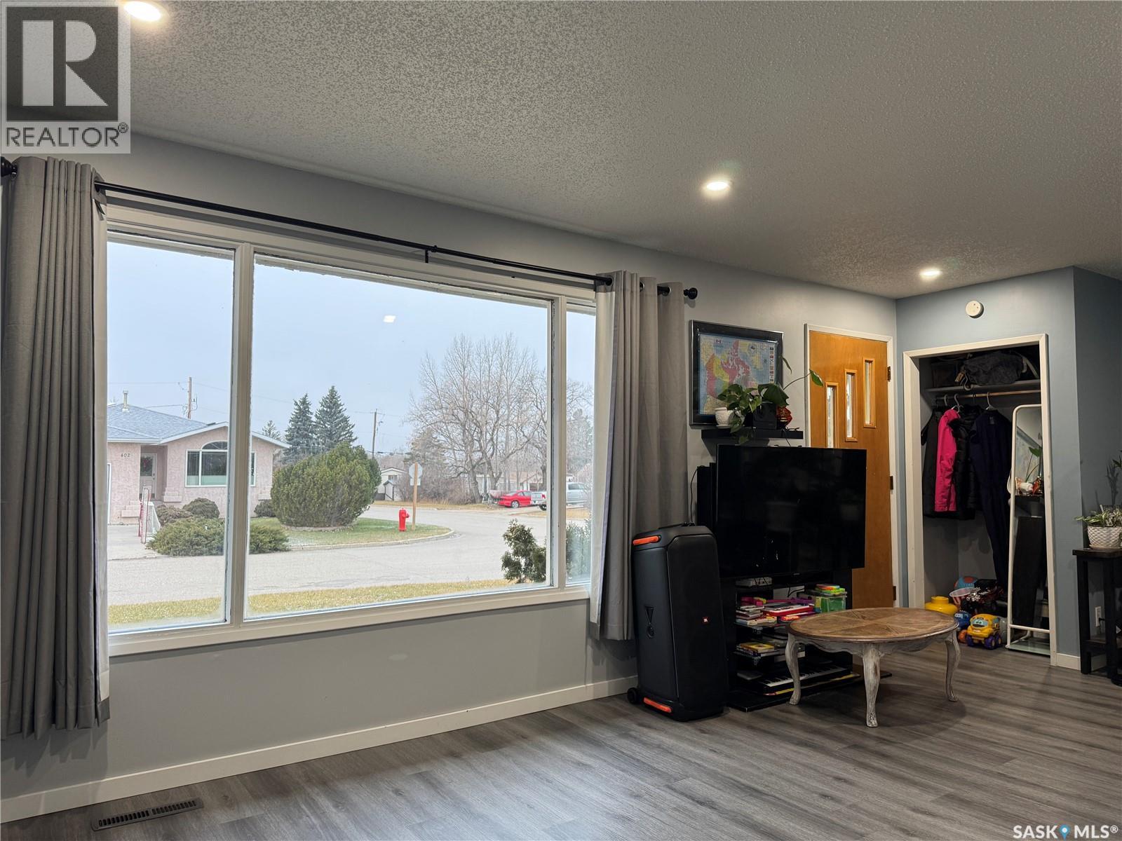 401 5th Street W, Wynyard, Saskatchewan  S0A 4T0 - Photo 3 - SK024791