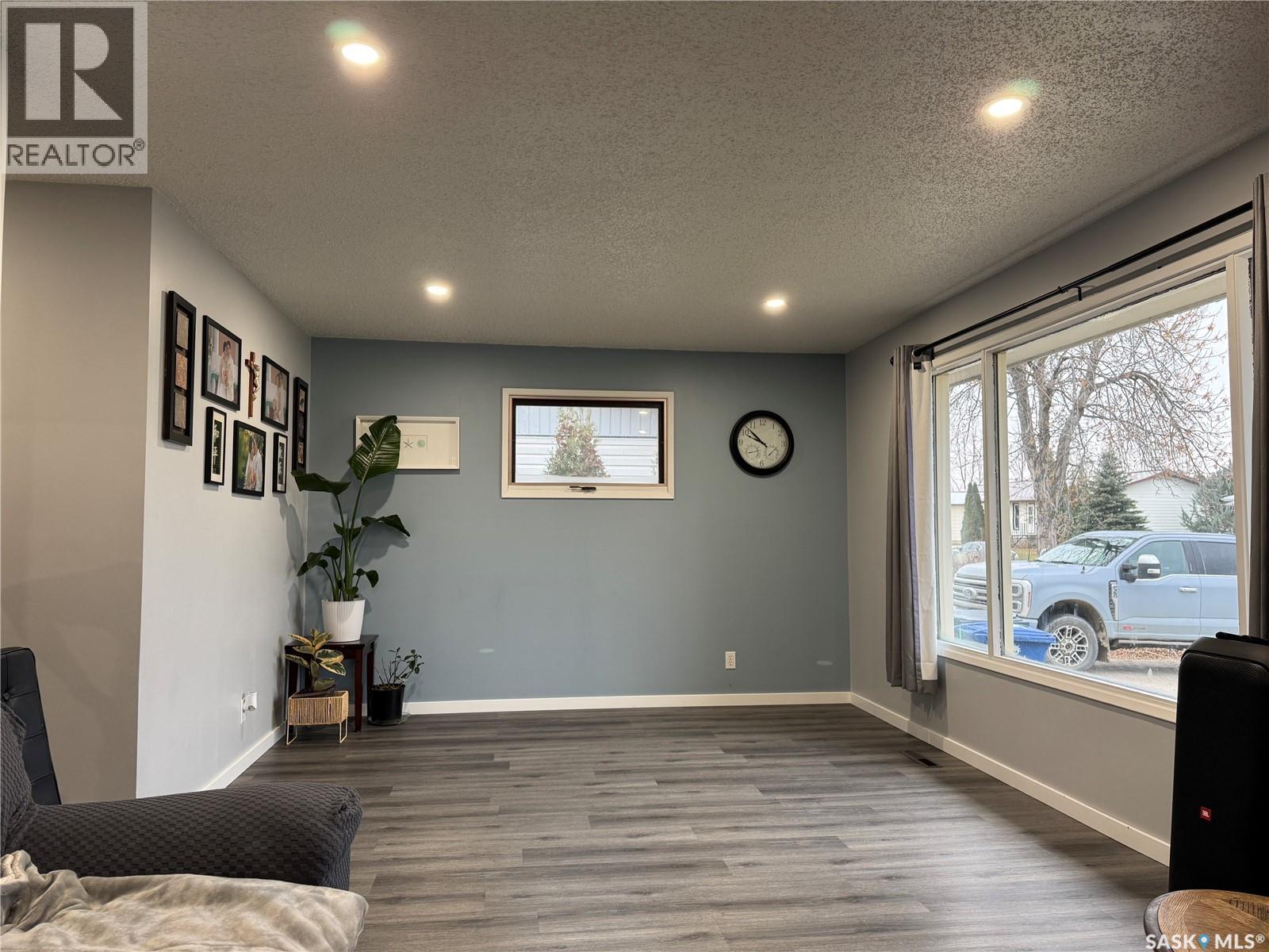 401 5th Street W, Wynyard, Saskatchewan  S0A 4T0 - Photo 5 - SK024791