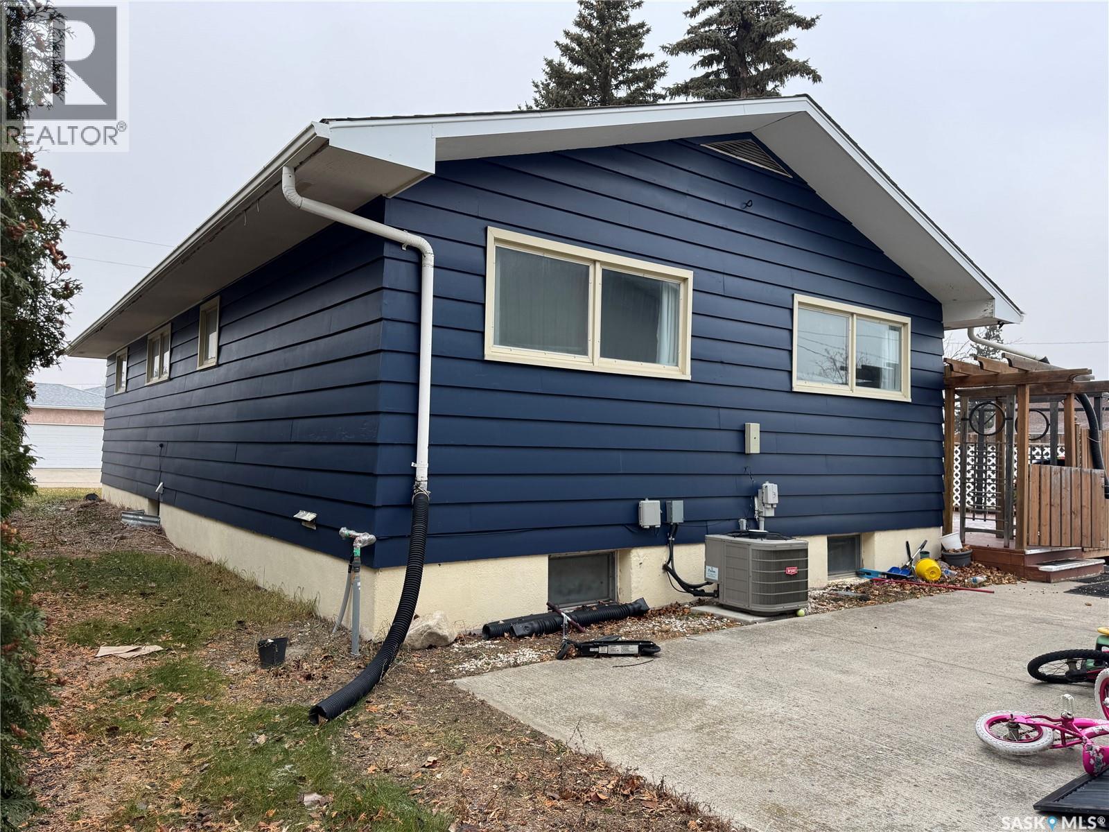 401 5th Street W, Wynyard, Saskatchewan  S0A 4T0 - Photo 37 - SK024791