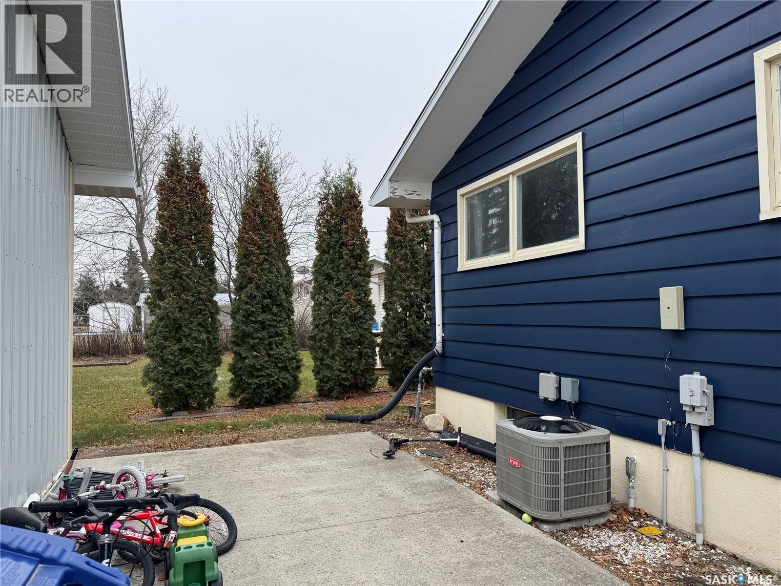 401 5th Street W, Wynyard, Saskatchewan  S0A 4T0 - Photo 38 - SK024791